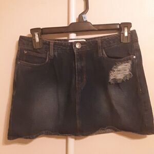 💫💫💫SELENA GOMEZ DISTRESSED DARK DENIM MINI SKIRT JRS SIZE 3